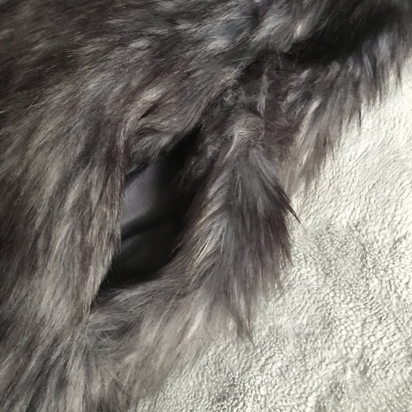 BCBGeneration Faux Fur Vest Boho Gunmetal Gray XS - Picture 8 of 10